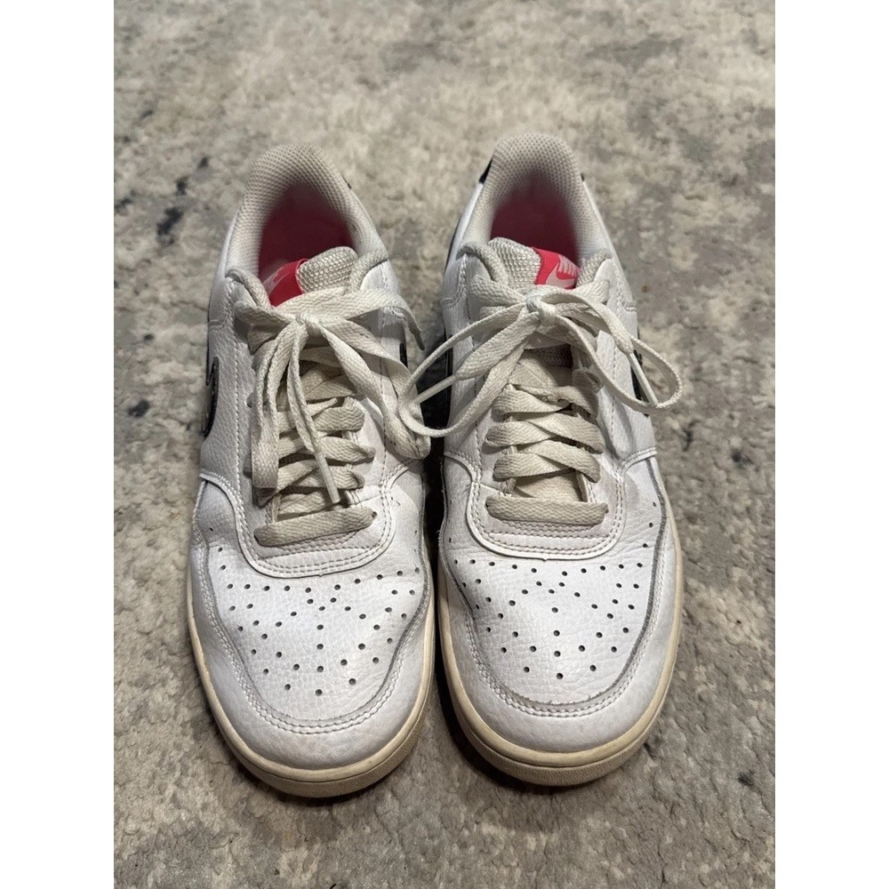 Nike Womens Size 8 Court Vision White Black Low DM8079-100 Sneakers Shoes